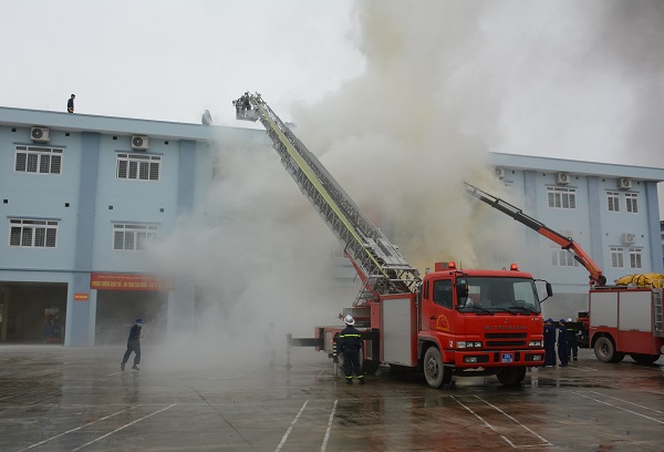 Đảm bảo an toàn, vệ sinh lao động, phòng chống cháy nổ trong lực lượng Phòng không - Không quân