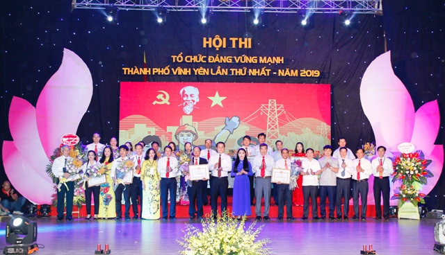 Nâng cao sức chiến đấu của tổ chức đảng ở cơ sở từ những việc làm thiết thực