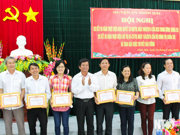 Lan tỏa những mô hình, cách làm hay trong thực hiện Chỉ thị 05