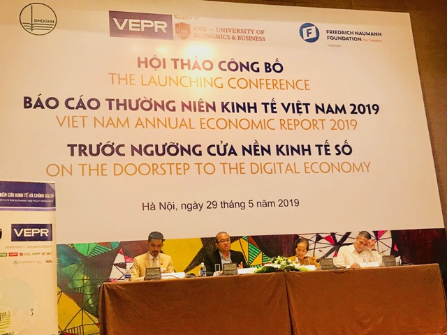 Công bố Báo cáo thường niên kinh tế Việt Nam 2019
