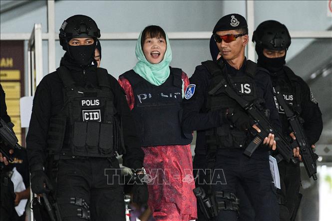 Đoàn Thị Hương rời khỏi nhà tù ở bang Selangor, Malaysia