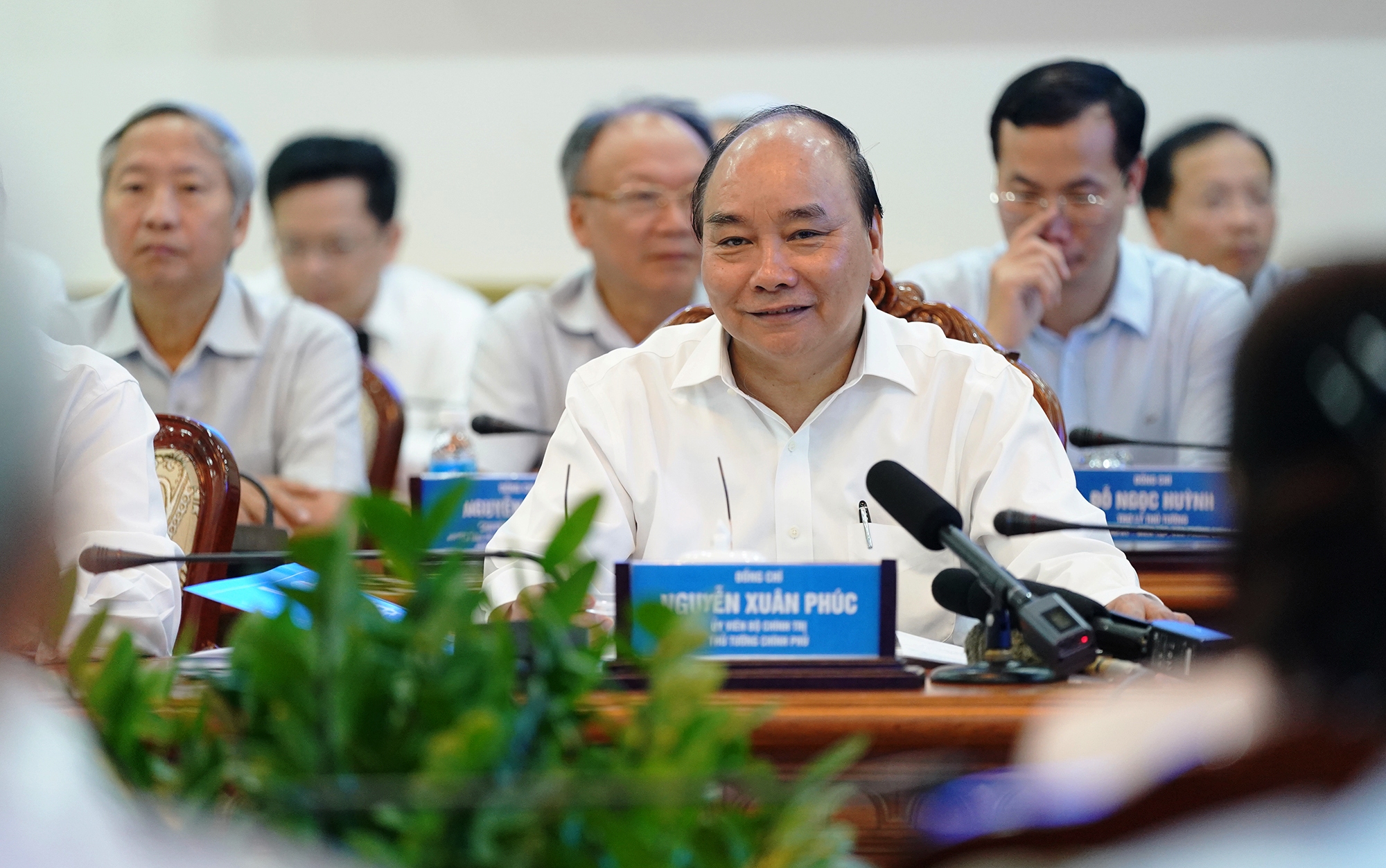 Phải làm cho kinh tế - xã hội phát triển, lo cho dân ấm no, hạnh phúc, an toàn