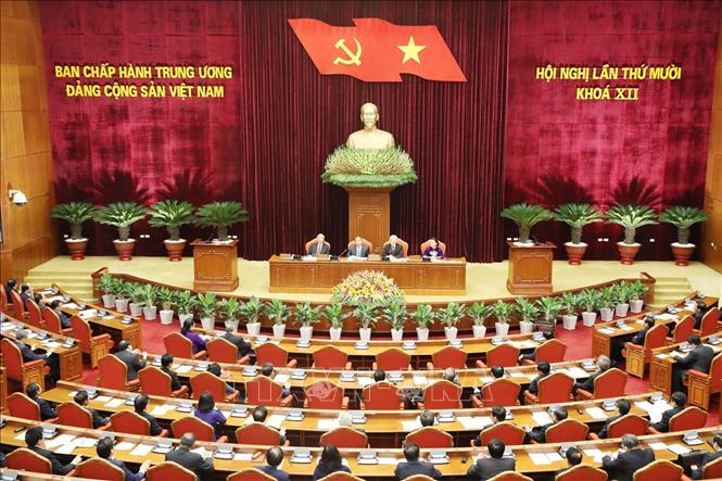 Ngày làm việc thứ hai của Hội nghị Trung ương 10 khoá XII