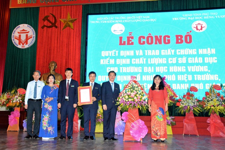 Trường Đại học Hùng vương đạt tiêu chuẩn chất lượng cơ sở giáo dục đại học