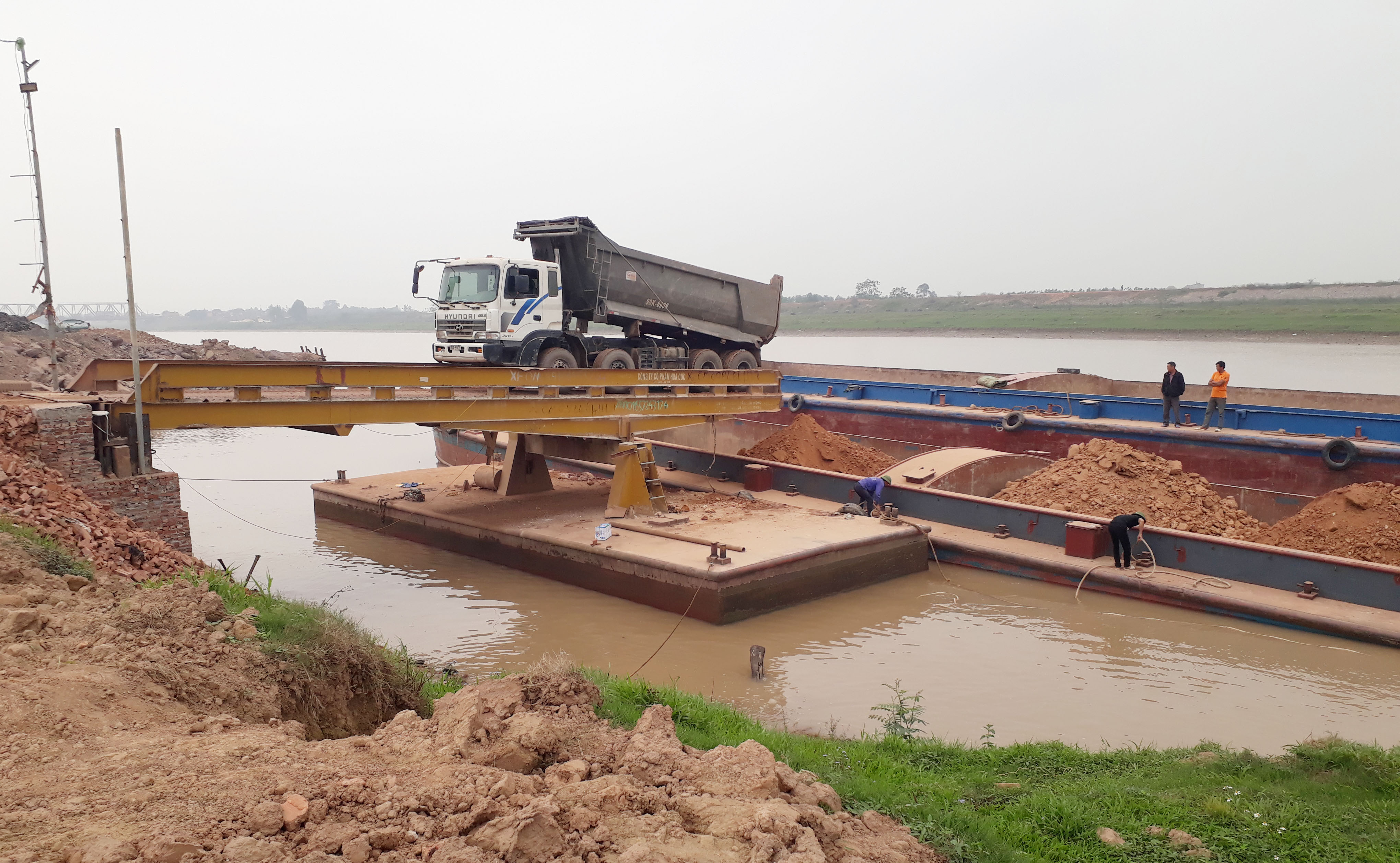 Bắc Giang Tái diễn nhiều bến thủy nội địa trái phép ​