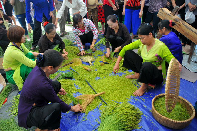 Cốm xanh Mễ Trì
