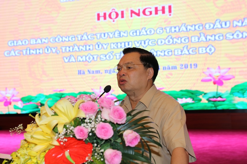 Nâng cao năng lực của đội ngũ cán bộ làm công tác tuyên giáo