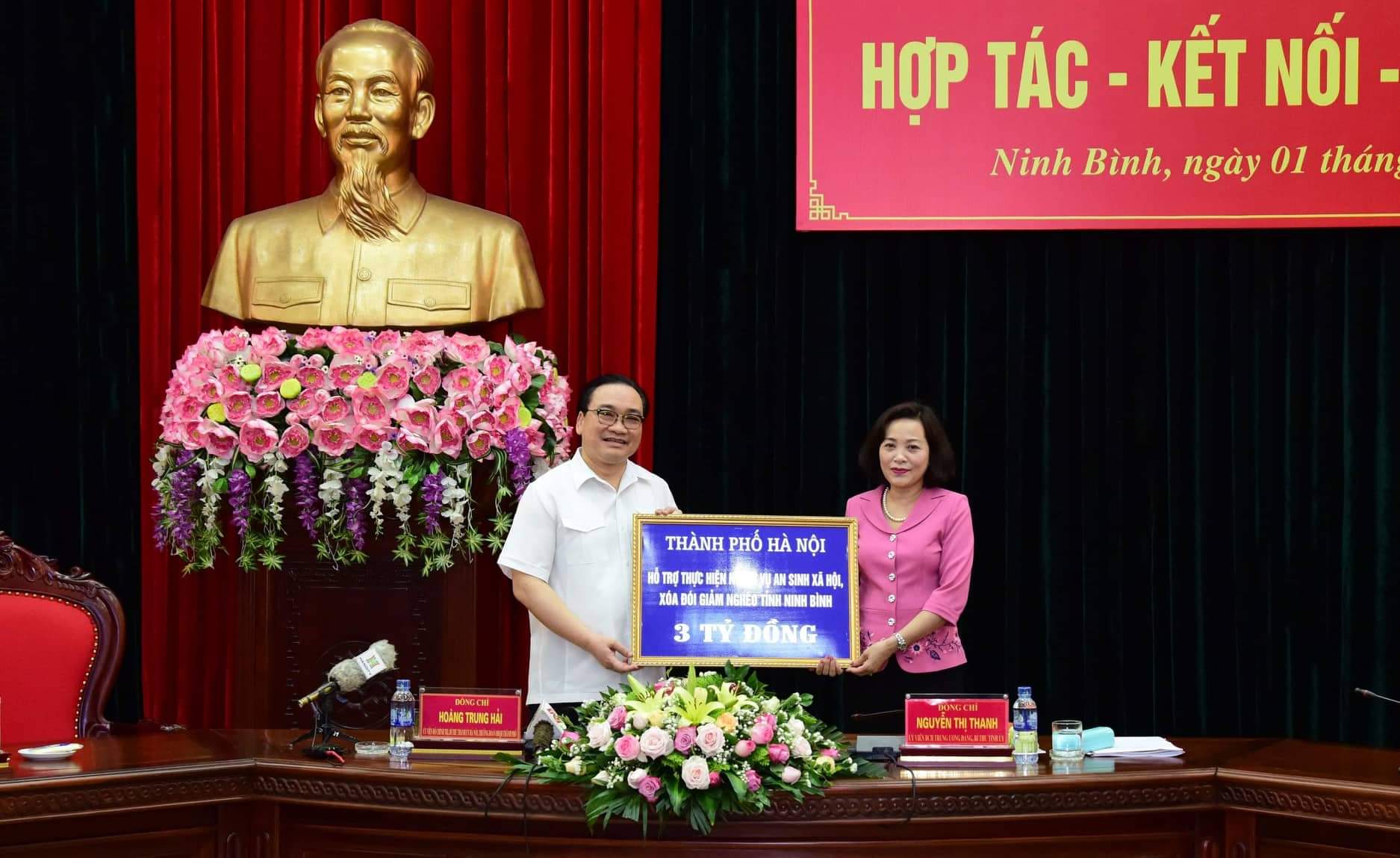 Hà Nội - Ninh Bình đẩy mạnh hợp tác phát triển toàn diện