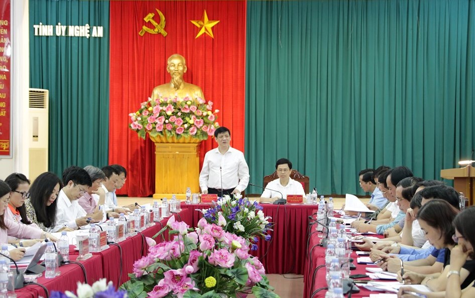 Nghệ An cần tiếp tục làm tốt công tác bảo hiểm y tế