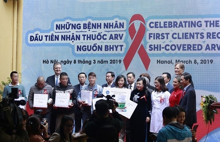 Hướng dẫn về việc chuyển bệnh phẩm thực hiện xét nghiệm HIV AIDS