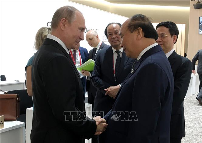 Thủ tướng Nguyễn Xuân Phúc gặp gỡ các nhà lãnh đạo thế giới ​