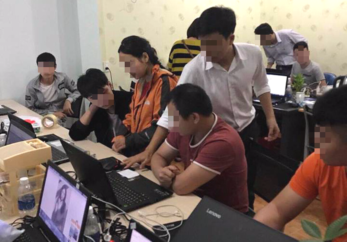 Trục xuất 35 người Trung Quốc tổ chức đánh bạc qua mạng Internet