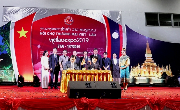 Khai mạc Hội chợ Thương mại Việt - Lào 2019