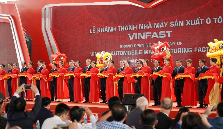Sớm đưa ngành công nghiệp ô tô Việt Nam tiến ra khu vực và toàn cầu