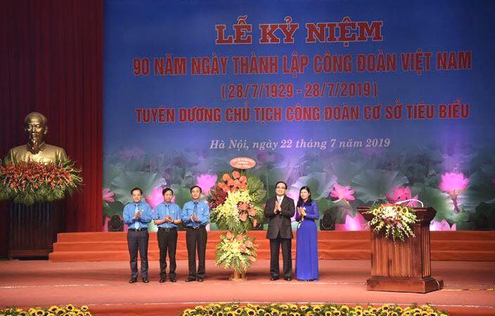 Phát huy truyền thống văn hiến, anh hùng của công nhân viên chức lao động Thủ đô