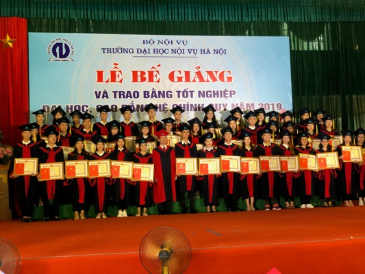 Trường ĐH Nội vụ Hà Nội trao Bằng tốt nghiệp Đại học, Cao đẳng năm 2019