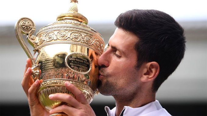 Djokovic vô địch Wimbledon sau trận chung kết nghẹt thở