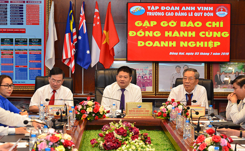 Tập đoàn Anh Vinh không ngừng phấn đấu trở thành tập đoàn lớn mạnh