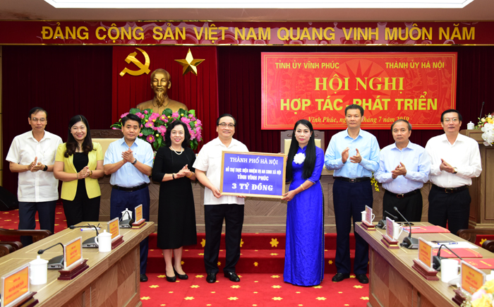 Đưa các nội dung hợp tác giữa Hà Nội và Vĩnh Phúc đi vào thực chất