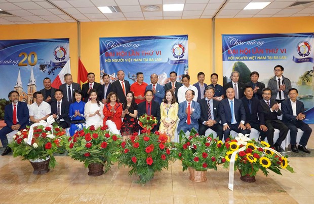 Hội người Việt tại Ba Lan 20 năm “Đổi mới - Đoàn kết và Hội nhập”