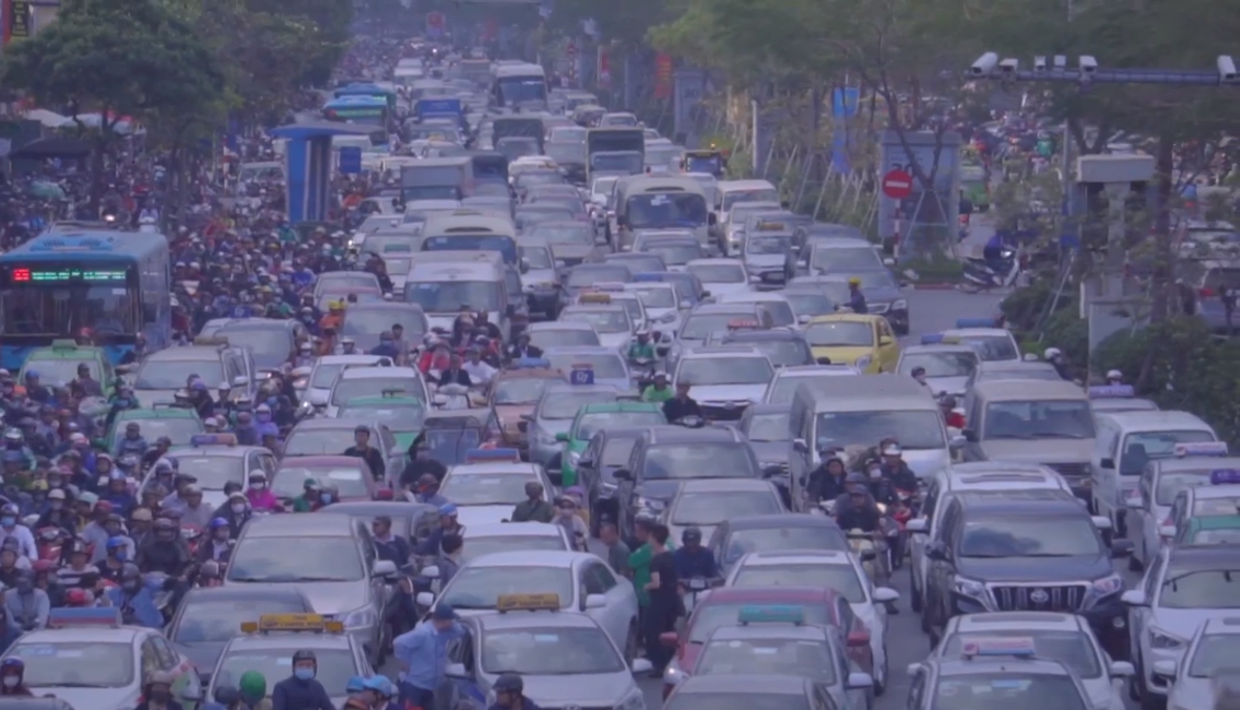 Thu phí ôtô vào nội đô có giảm được ùn tắc