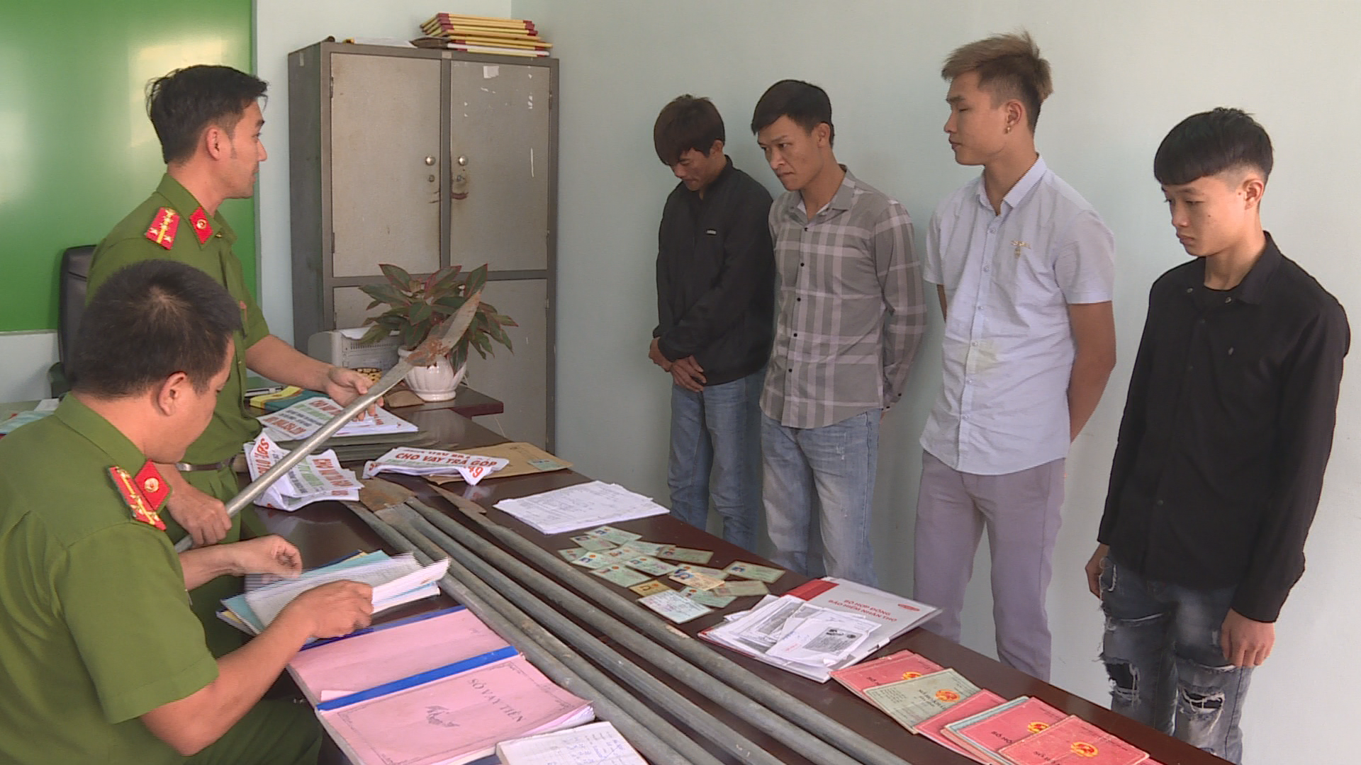 Đã triệt phá gần 1 200 vụ “tín dụng đen”