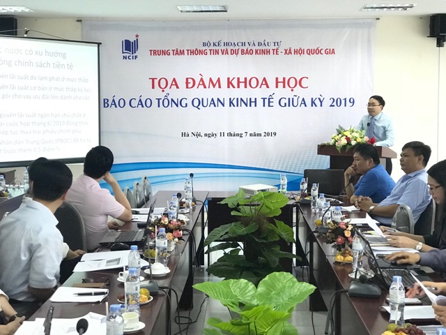 Dự báo tăng trưởng kinh tế cả năm 2019 là 6,86