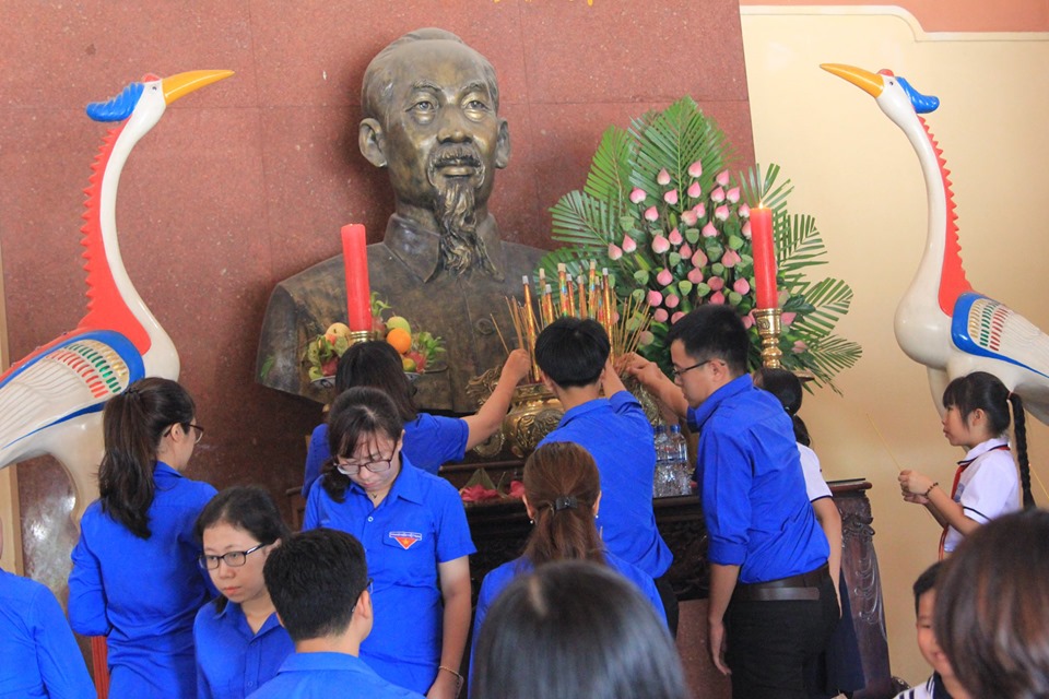 Nhiều hoạt động tưởng niệm 50 năm ngày mất Chủ tịch Hồ Chí Minh