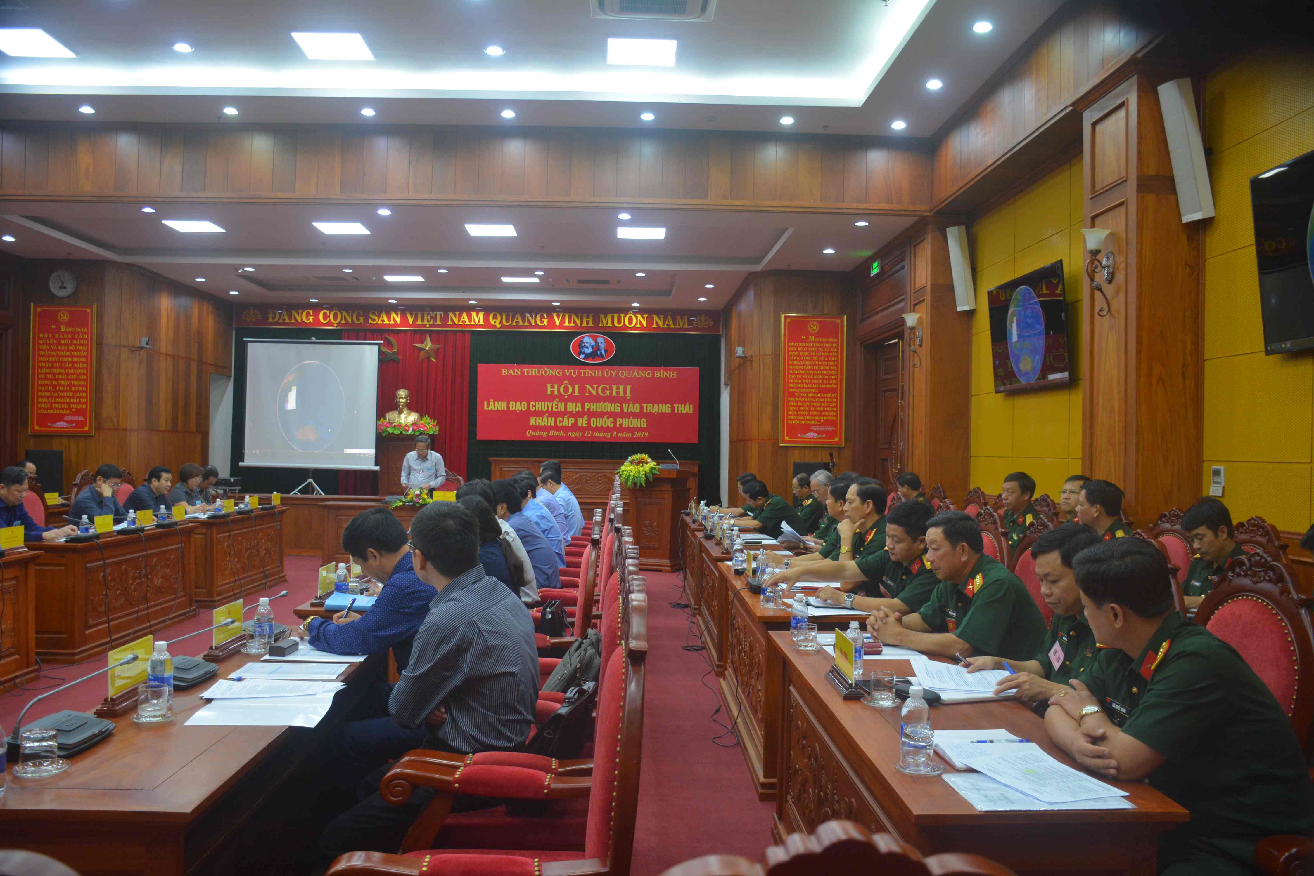 Chuyển Quảng Bình vào trạng thái sẵn sàng chiến đấu