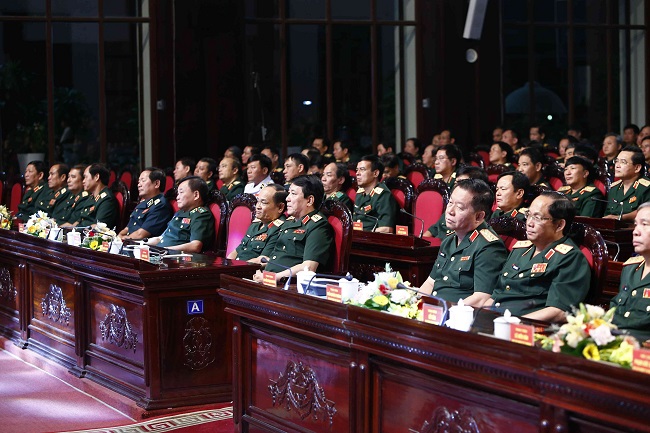 Giao lưu “Sáng mãi phẩm chất Bộ đội Cụ Hồ”