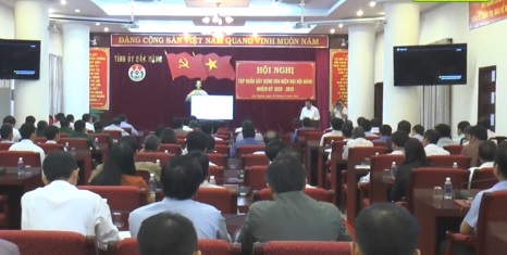 Xây dựng văn kiện đại hội phải cụ thể, sát với tình hình thực tế