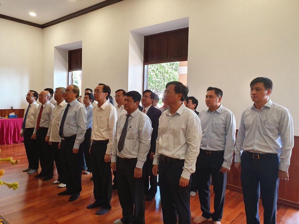 Lãnh đạo TP Hồ Chí Minh thăm và làm việc tại Singapore, Indonesia