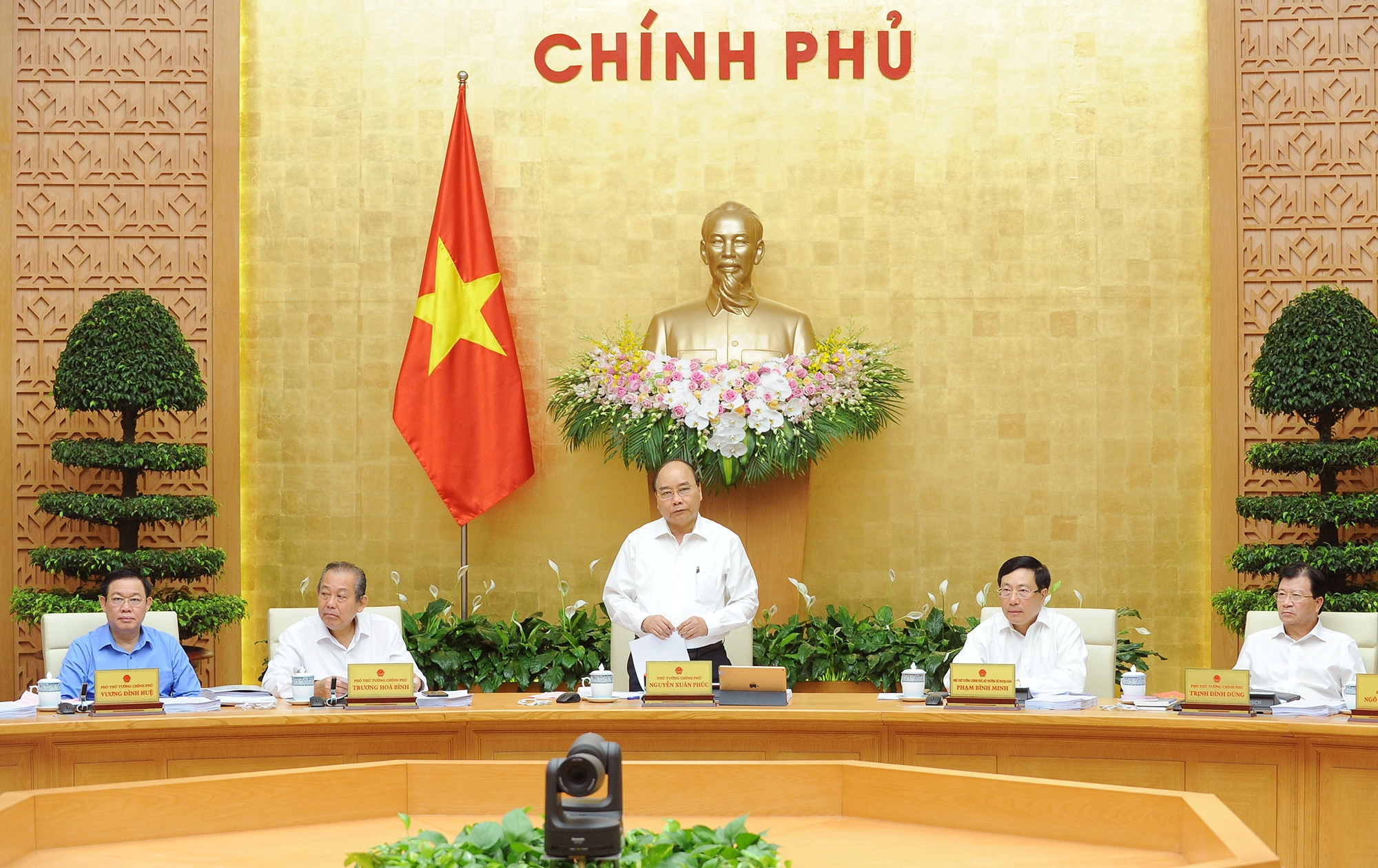 Chính phủ họp phiên chuyên đề về xây dựng pháp luật