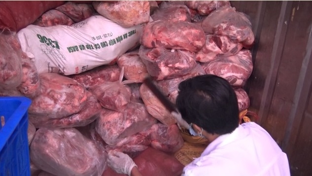 Đồng Nai Phát hiện 40 tấn thịt lợn, gà không rõ nguồn gốc