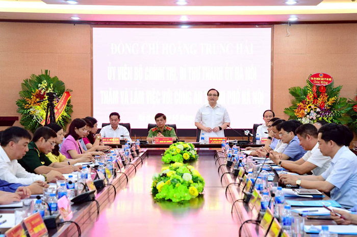 Xây dựng nét đẹp văn hóa riêng của người cán bộ công an Thủ đô
