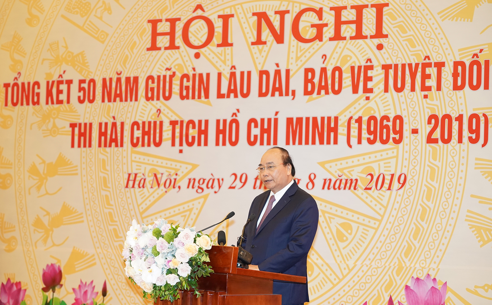 Giữ gìn lâu dài, bảo vệ tuyệt đối an toàn thi hài Bác