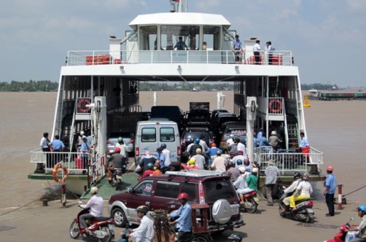 Xây cầu thay phà Cát Lái