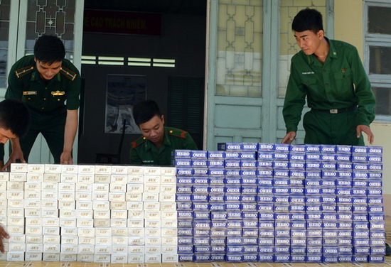 Tây Ninh dồn sức chống buôn lậu, hàng giả