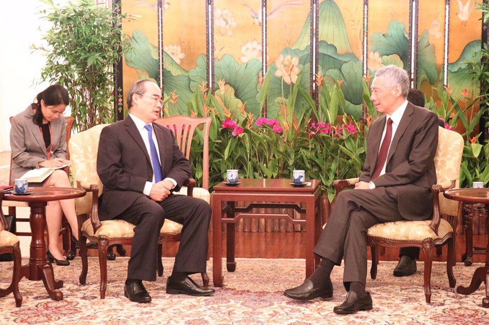 Bí thư Thành uỷ TP Hồ Chí Minh Nguyễn Thiện Nhân chào xã giao Thủ tướng Singapore Lý Hiển Long
