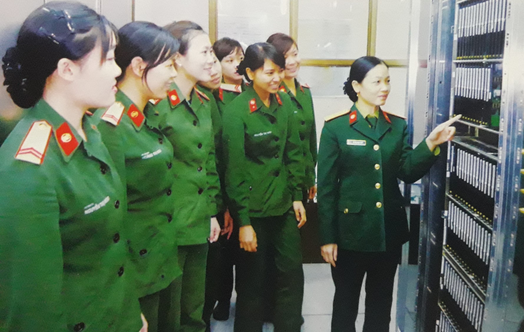 Sáng ngời phẩm chất Bộ đội Cụ Hồ