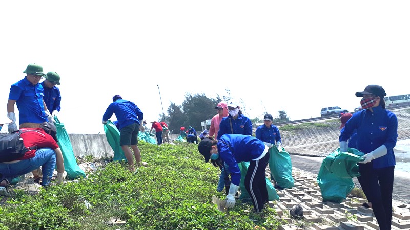 Thanh niên Hải Hậu góp sức xây dựng thành công huyện nông thôn mới kiểu mẫu