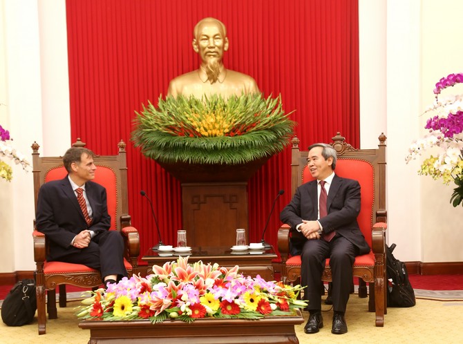 Kinh tế - thương mại luôn là trụ cột quan trọng trong quan hệ Việt-Mỹ