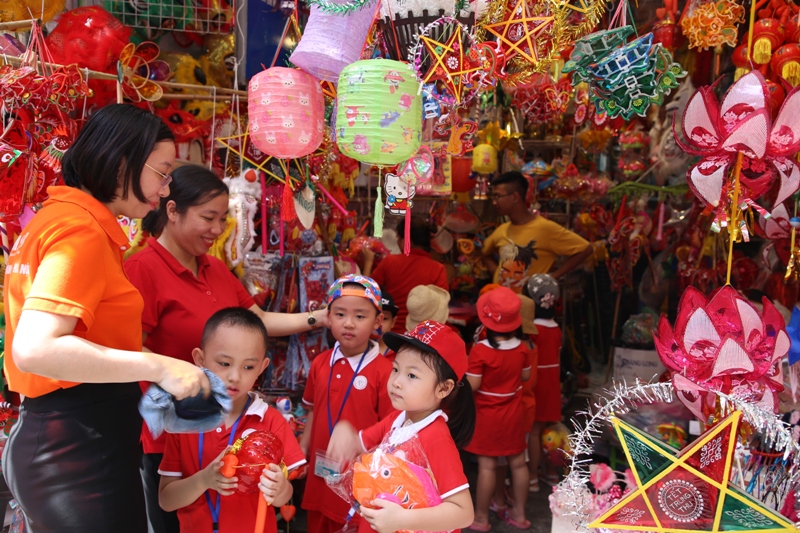 Nhộn nhịp mùa Trung thu