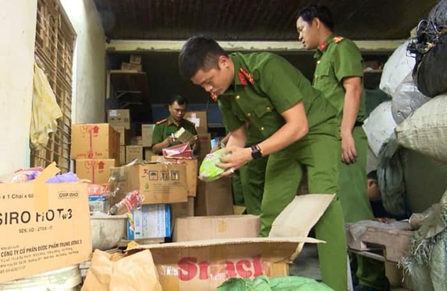 Đà Nẵng Phát hiện kho dược liệu hết hạn, không rõ nguồn gốc