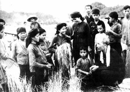 Nâng cao đời sống nhân dân theo di nguyện của Bác