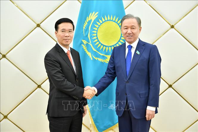 Trưởng Ban Tuyên giáo Trung ương Võ Văn Thưởng thăm và làm việc tại Kazakhstan