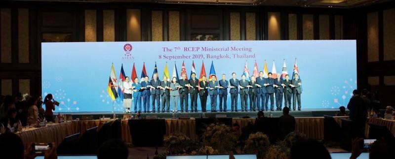 Hội nghị Bộ trưởng Kinh tế ASEAN lần thứ 51 AEM 51 và các Hội nghị liên quan