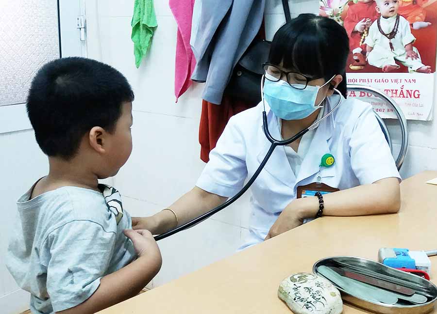 An Giang Gần 100 học sinh sinh viên tham gia BHYT