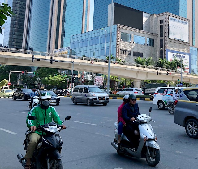 Hà Nội tiếp nhận 18 thiết bị cảm biến quan trắc chất lượng không khí