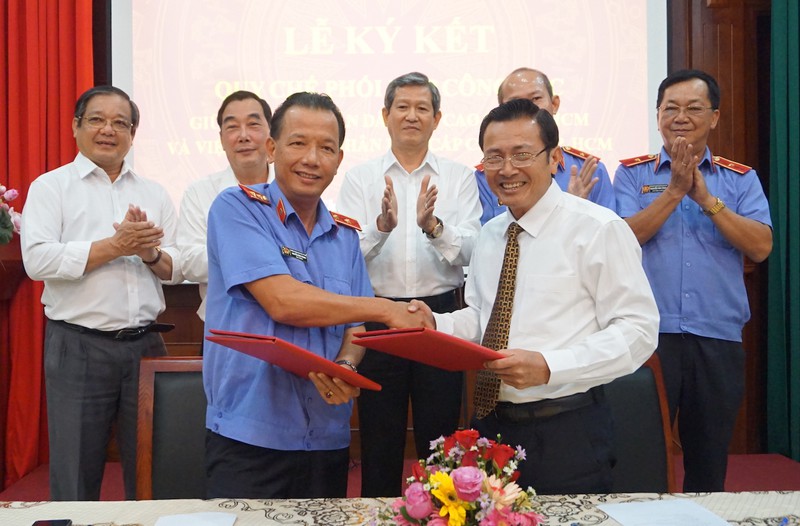 TP Hồ Chí Minh TAND Cấp cao và VKSND Cấp cao ký kết Quy chế phối hợp công tác